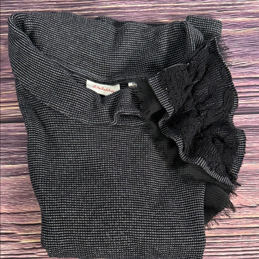 Deletta (Anthropologie) Ophelia Wafffle Charcoal 3-4‎ Sleeve Top Lace Ruffle